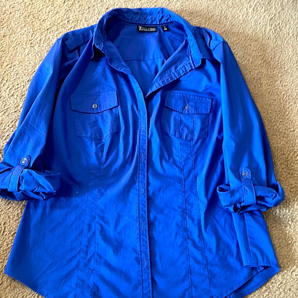 New York and Company long sleeve roll up shirt